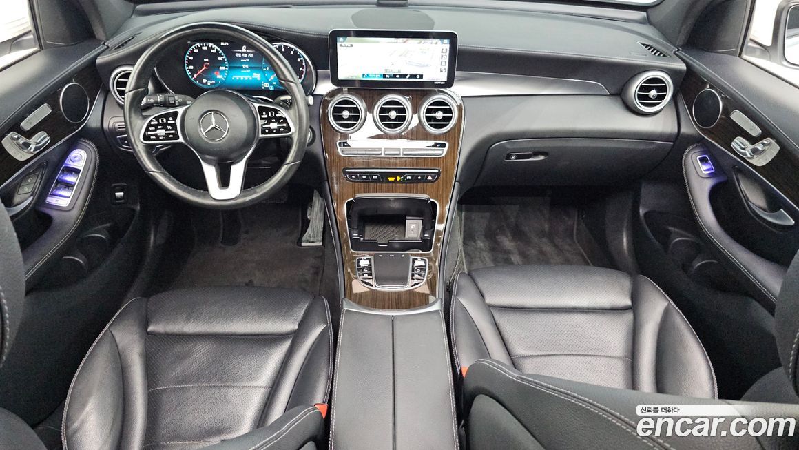 Mercedes-Benz GLC-Class 2020