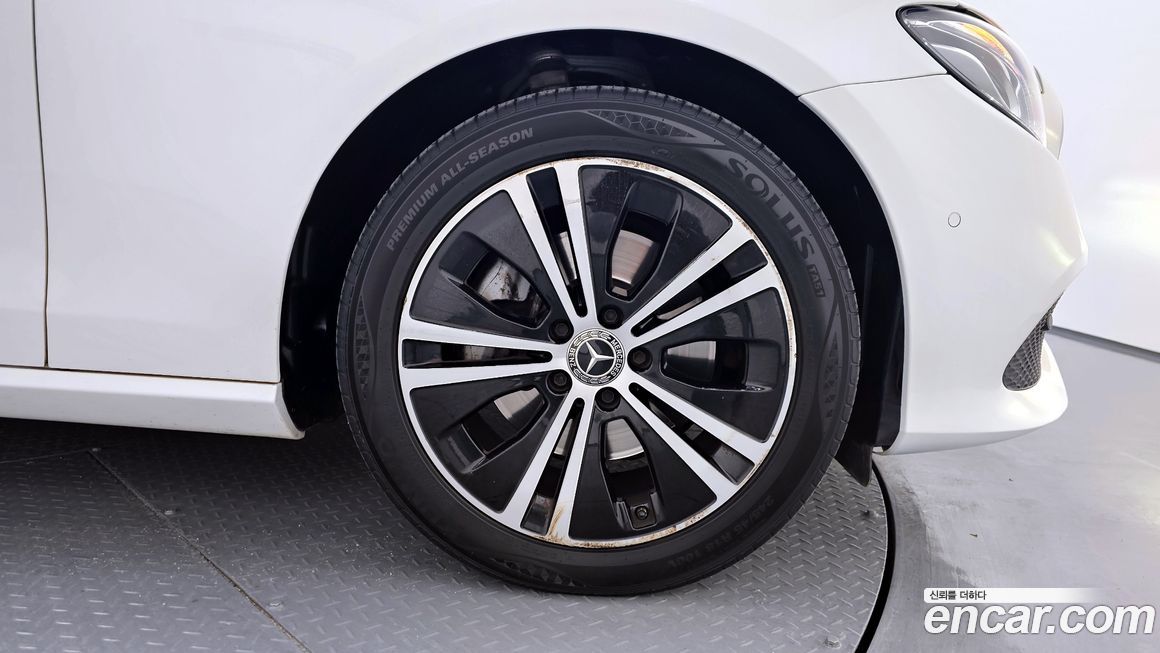 Mercedes-Benz E-Class 2020