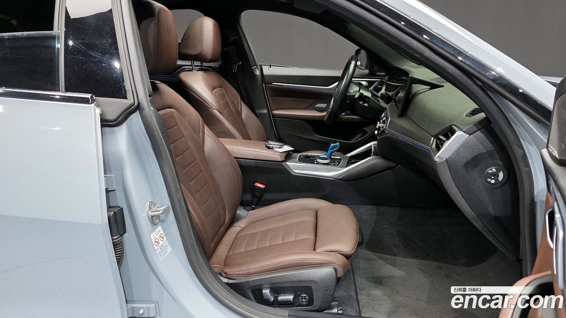 BMW i4 2023