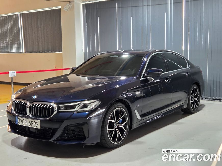 BMW 5-Series 2022