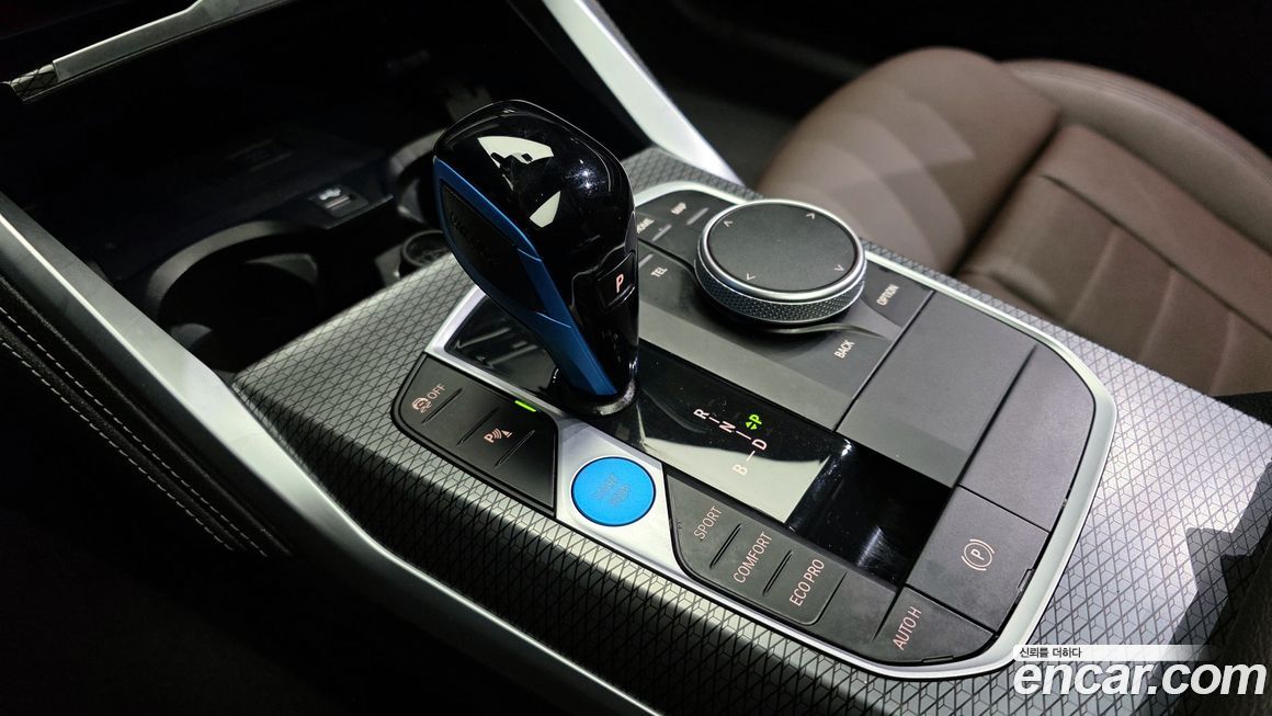 BMW i4 2023