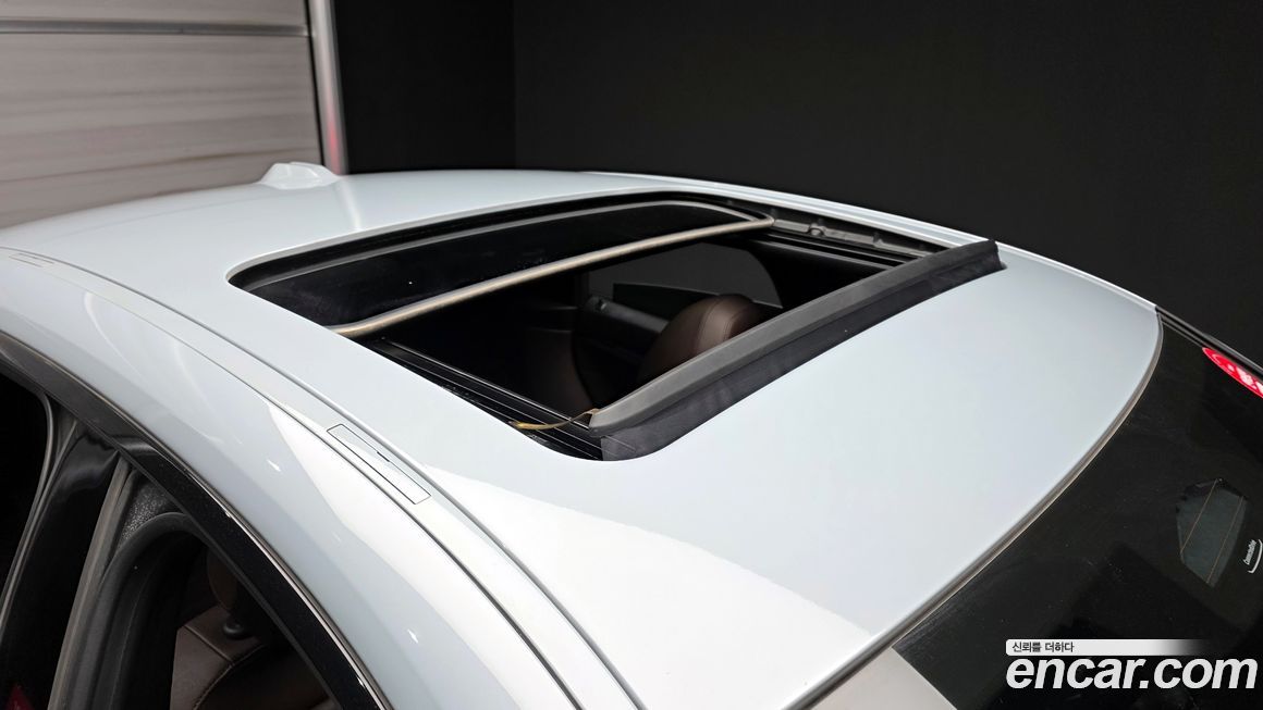BMW i4 2023