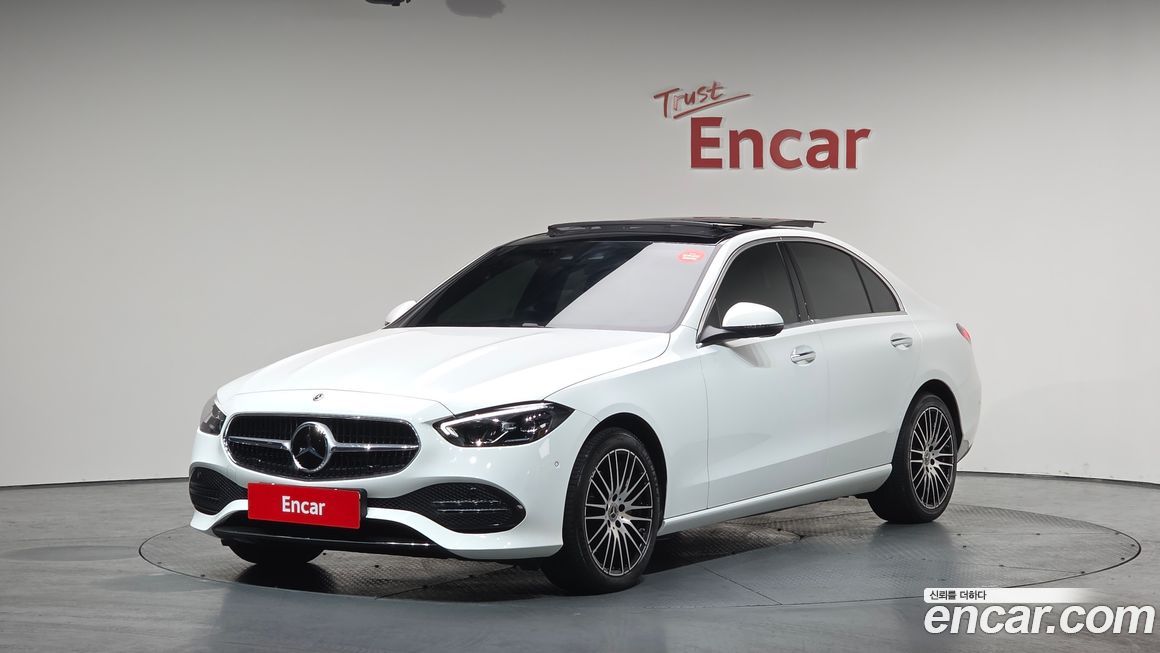 Mercedes-Benz C-Class 2024