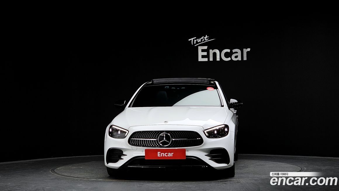 Mercedes-Benz E-Class 2023