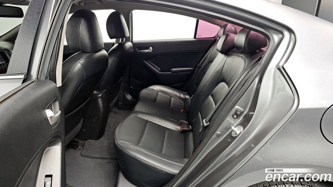 Kia K3 2015