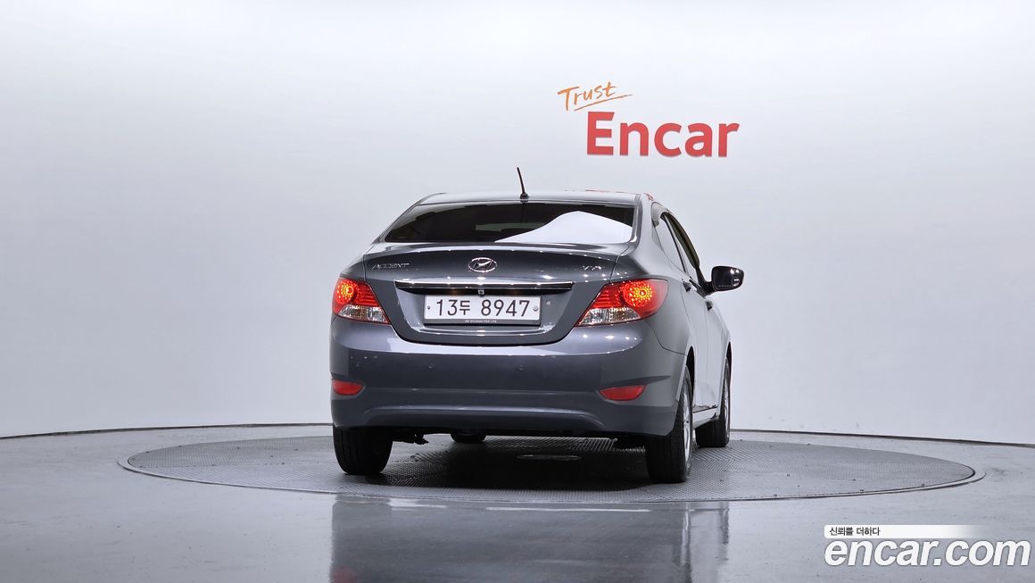 Hyundai Accent 2011