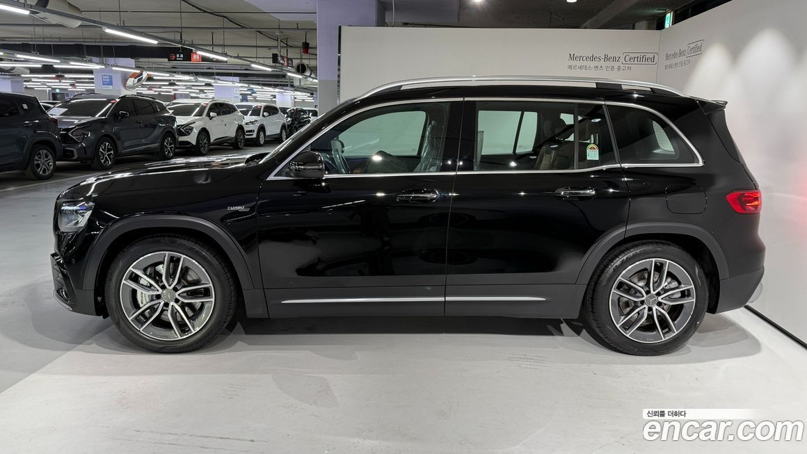 Mercedes-Benz GLB-Class 2025