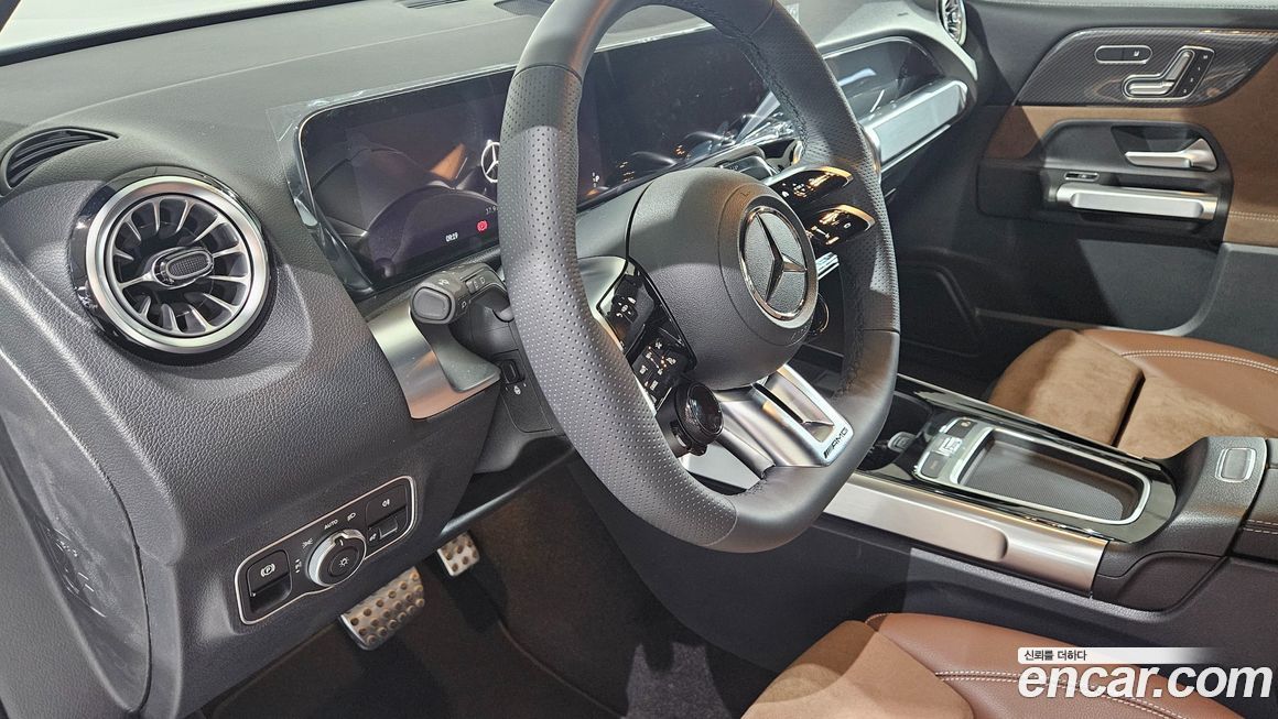 Mercedes-Benz GLB-Class 2025