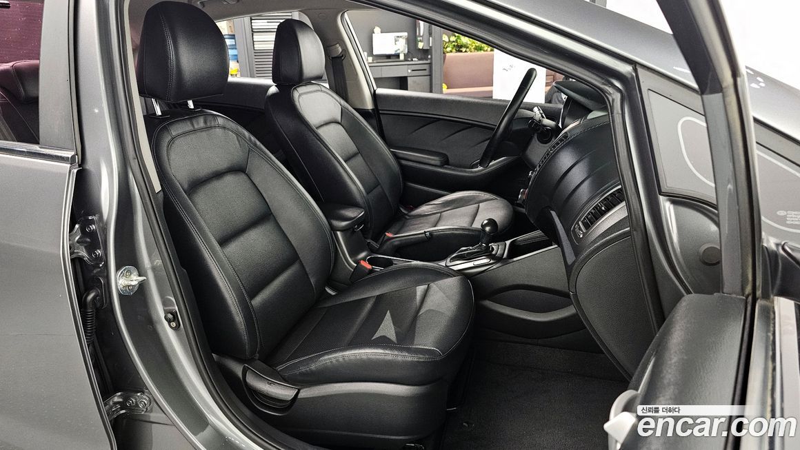 Kia K3 2015