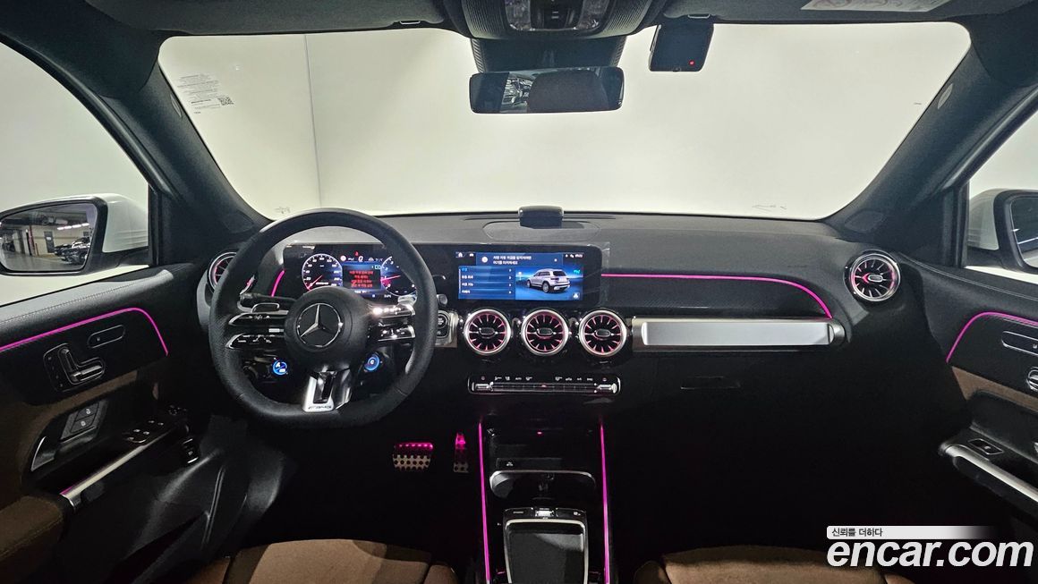 Mercedes-Benz GLB-Class 2025