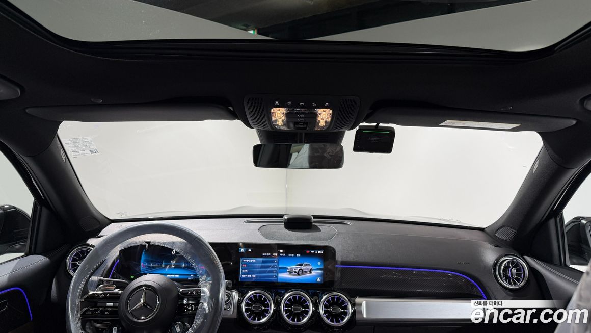 Mercedes-Benz GLB-Class 2025