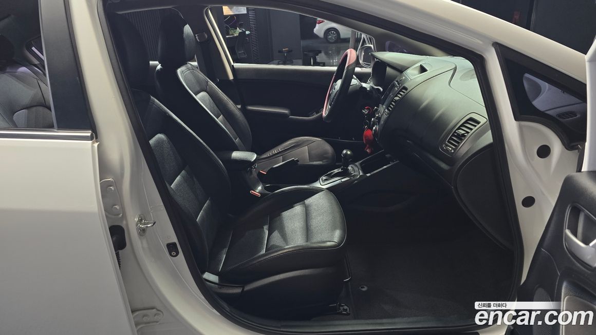 Kia K3 2015