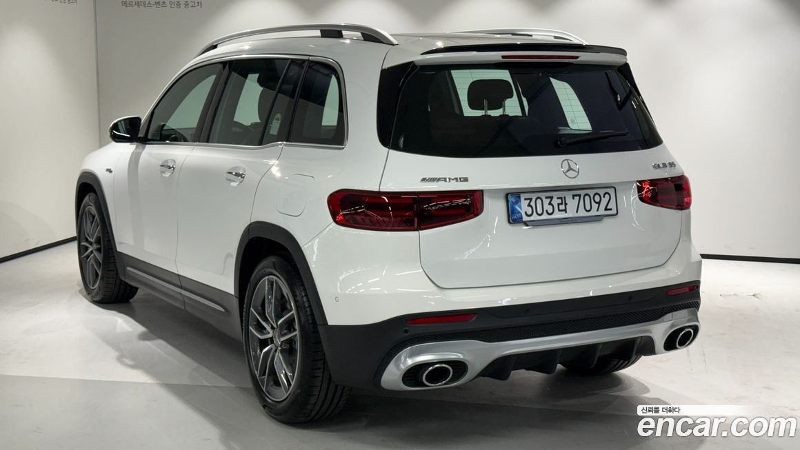 Mercedes-Benz GLB-Class 2025