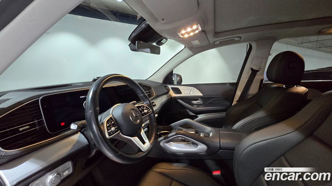 Mercedes-Benz GLE-Class 2021