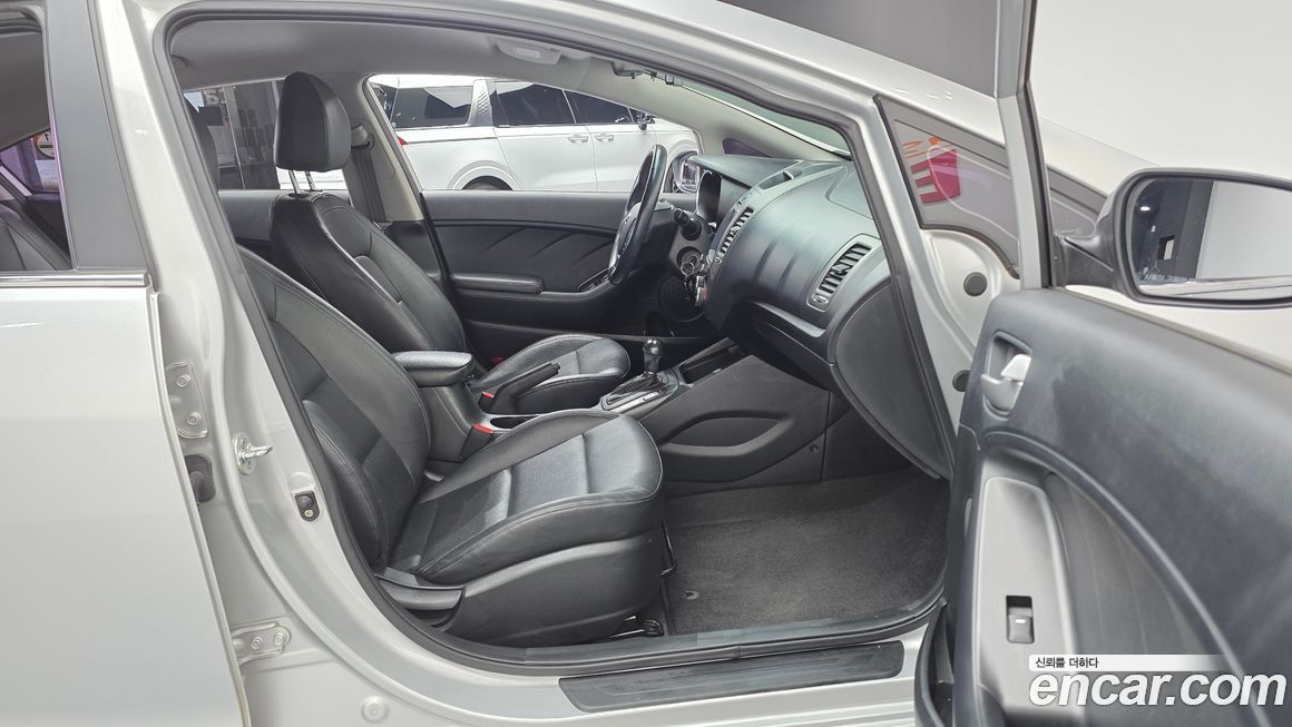 Kia K3 2014