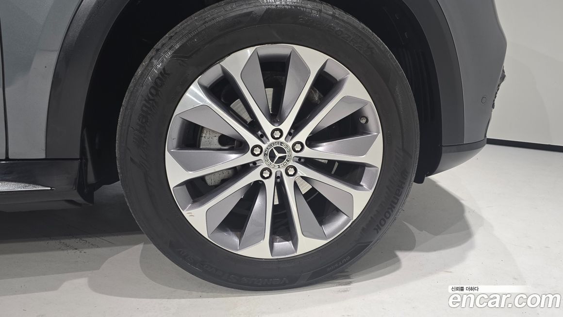 Mercedes-Benz GLE-Class 2021