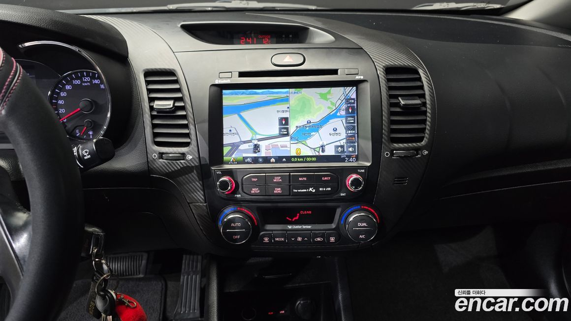 Kia K3 2015