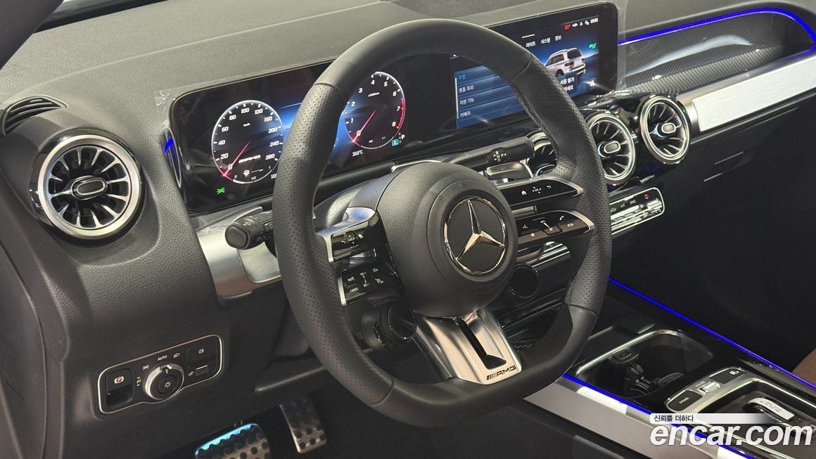 Mercedes-Benz GLB-Class 2025