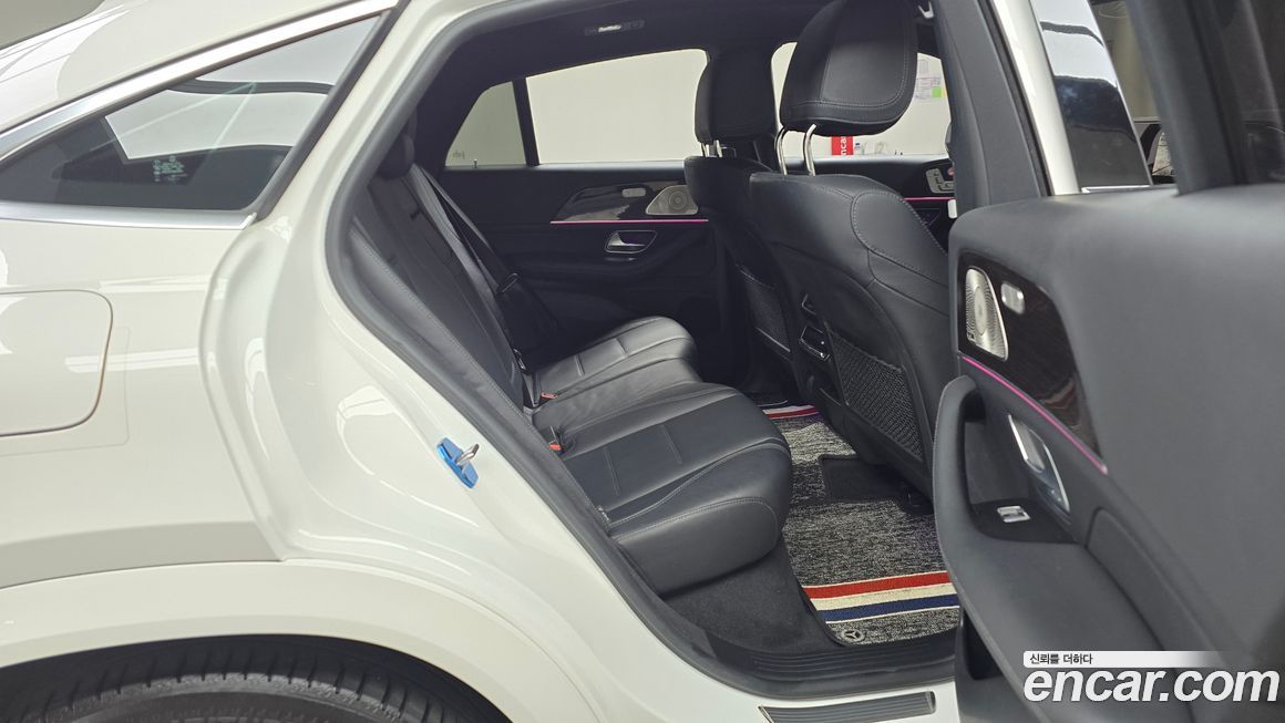 Mercedes-Benz GLE-Class 2021