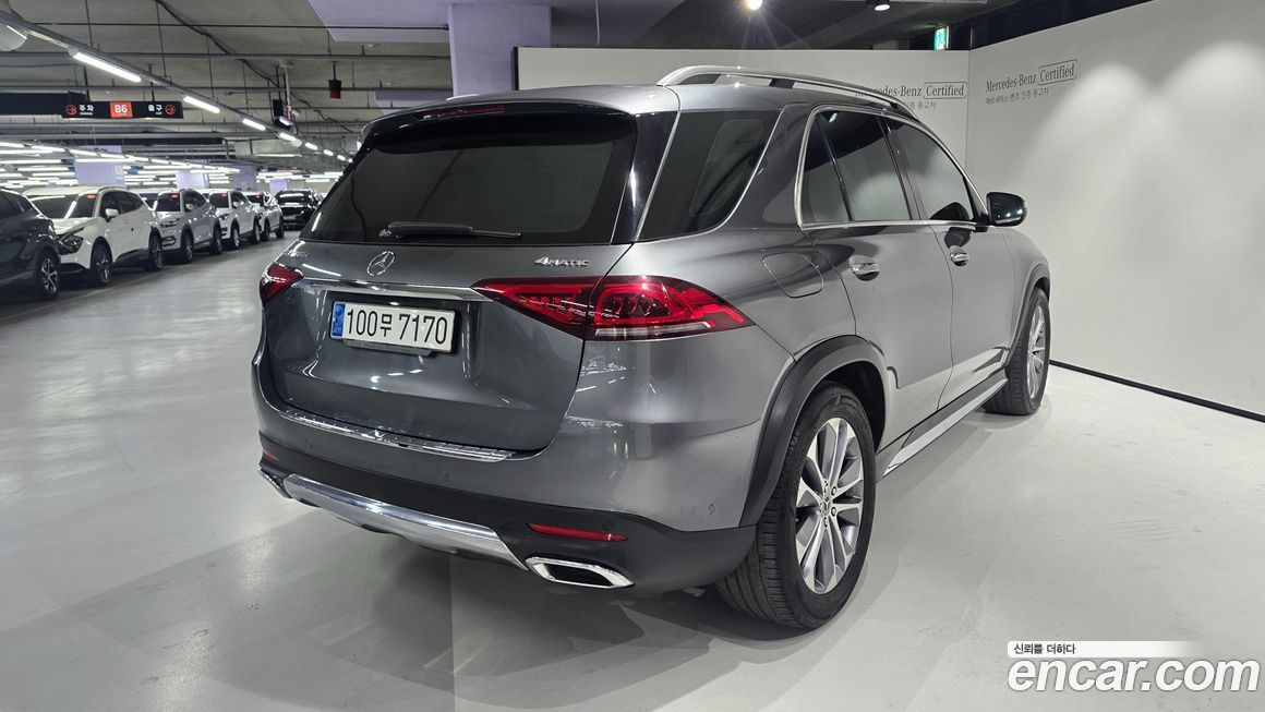 Mercedes-Benz GLE-Class 2021