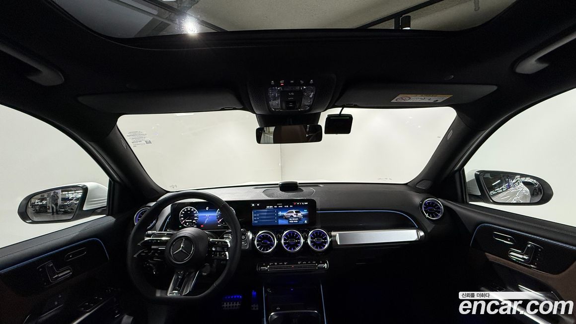 Mercedes-Benz GLB-Class 2025