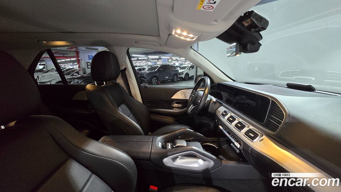 Mercedes-Benz GLE-Class 2021