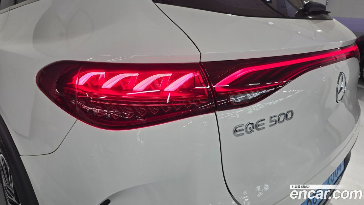 Mercedes-Benz EQE 2023