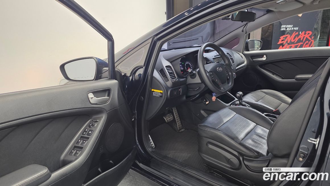 Kia K3 2016