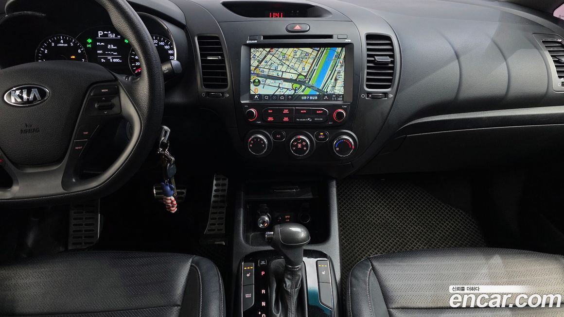 Kia K3 2016