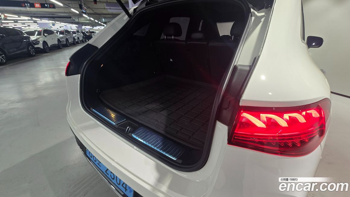 Mercedes-Benz EQE 2023