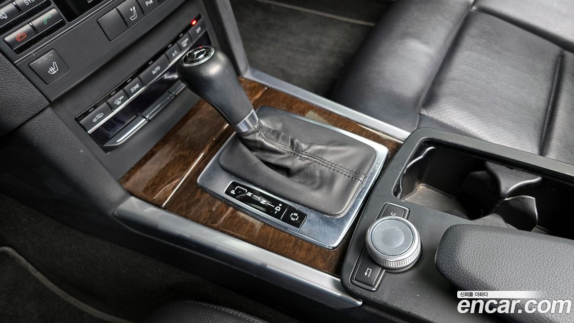 Mercedes-Benz E-Class 2011