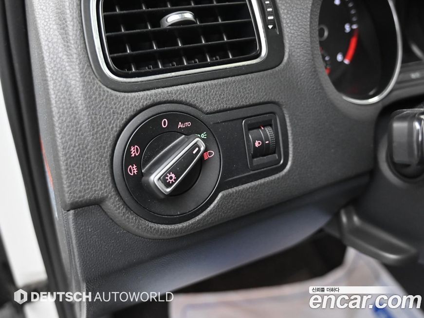 Volkswagen Polo 2015