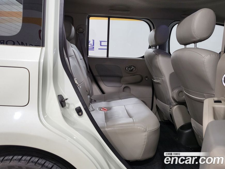 Nissan Cube 2011