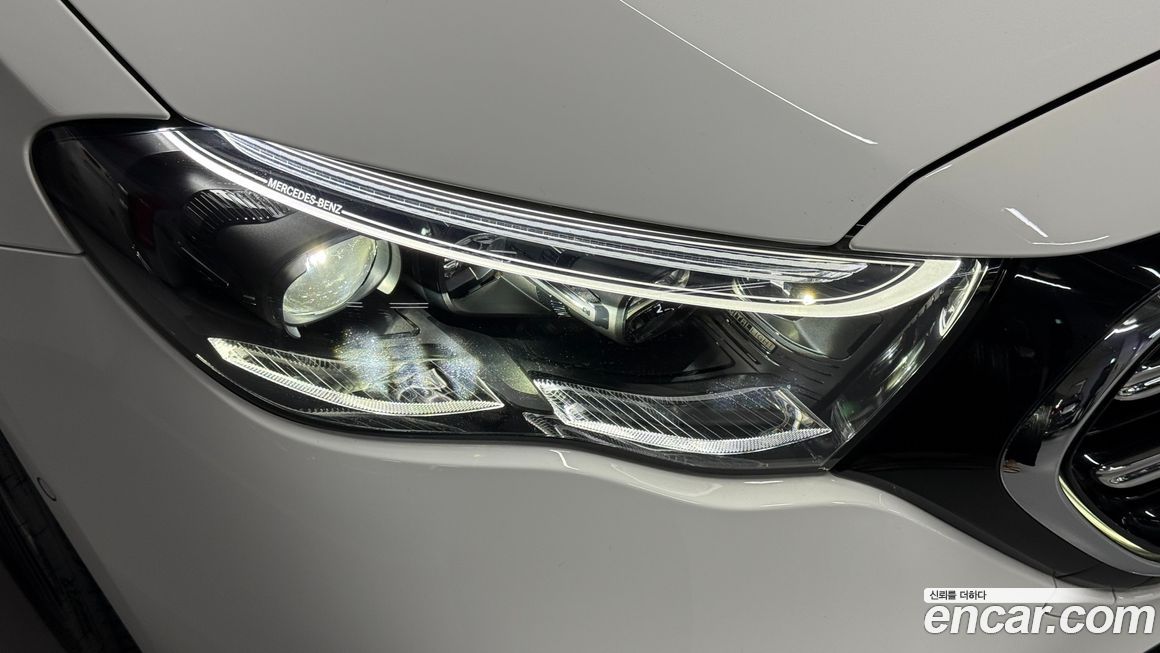 Mercedes-Benz E-Class 2025