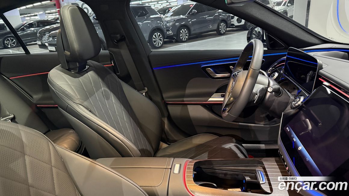 Mercedes-Benz E-Class 2025