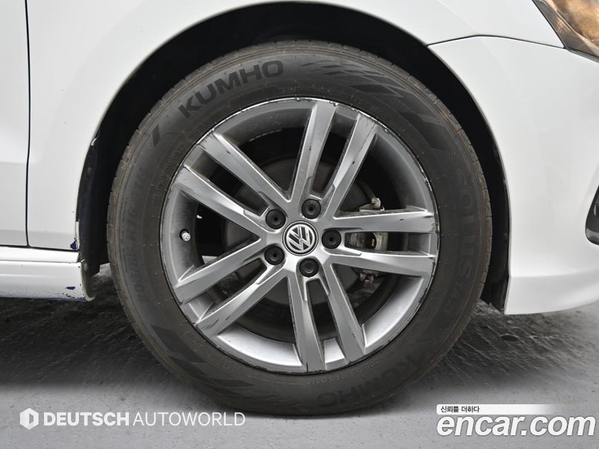 Volkswagen Polo 2015