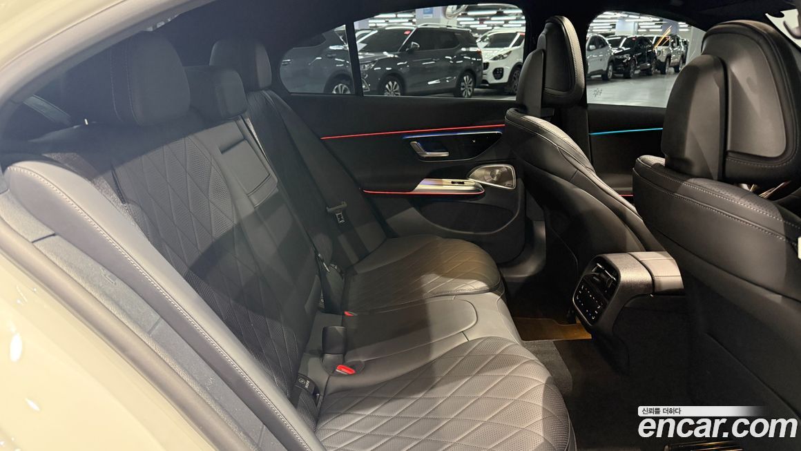 Mercedes-Benz E-Class 2025