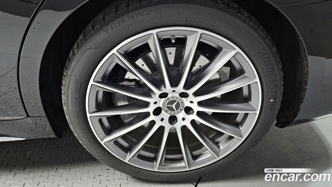 Mercedes-Benz S-Class 2026