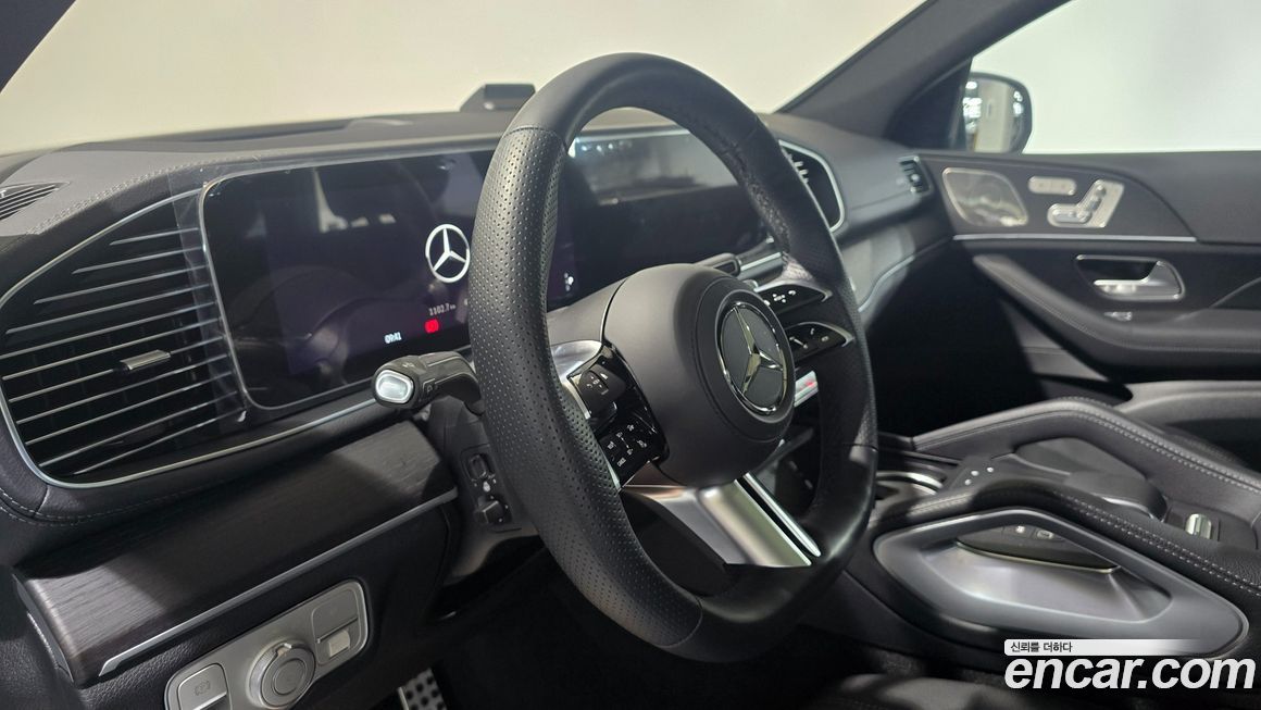 Mercedes-Benz GLE-Class 2025