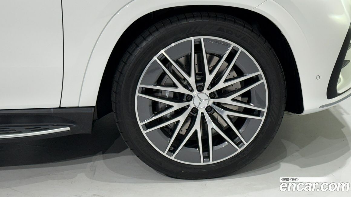 Mercedes-Benz GLE-Class 2025