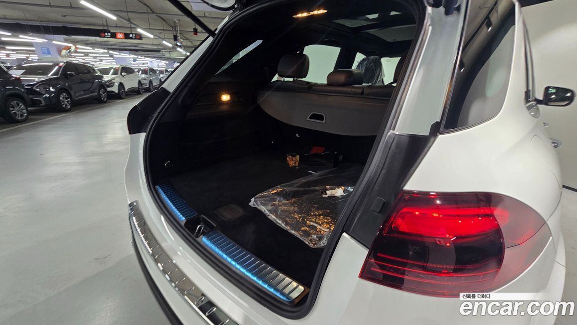 Mercedes-Benz GLE-Class 2025