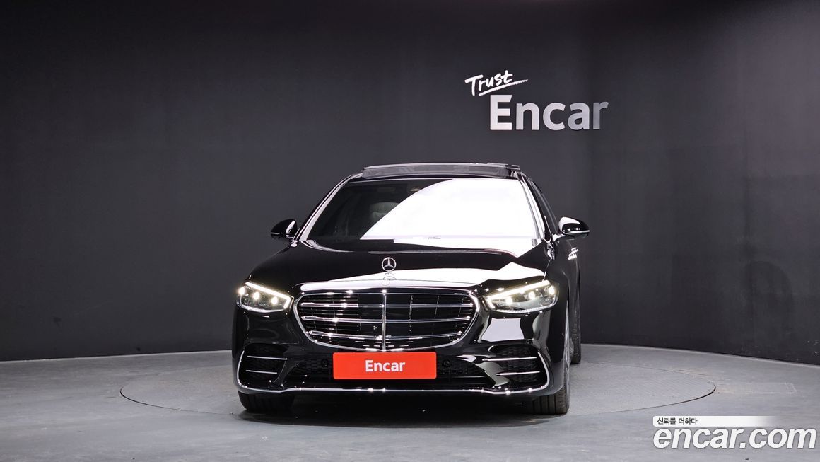 Mercedes-Benz S-Class 2026