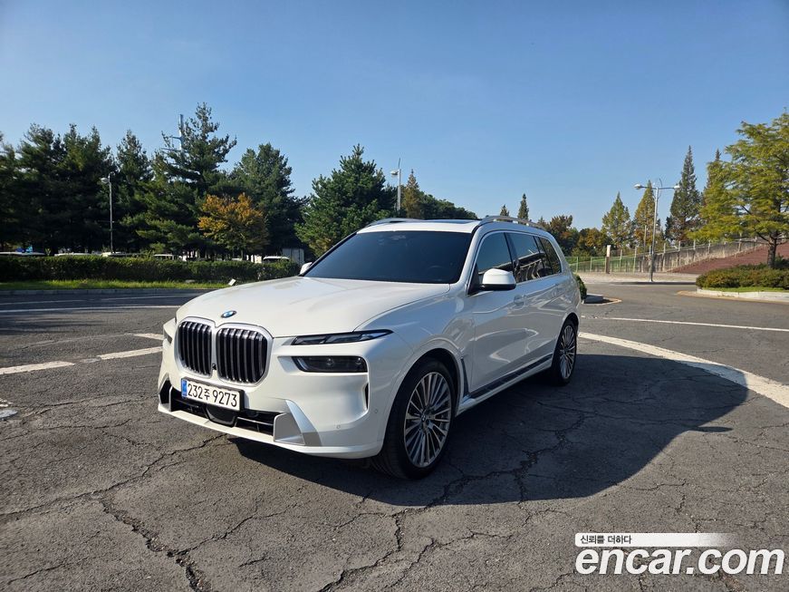 BMW X7 2025