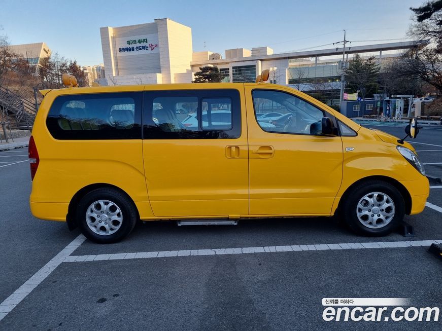 Hyundai Starex 2015