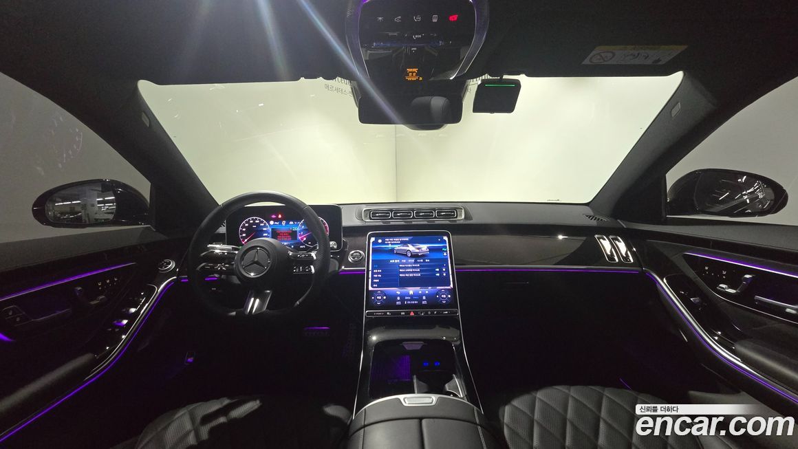 Mercedes-Benz S-Class 2025