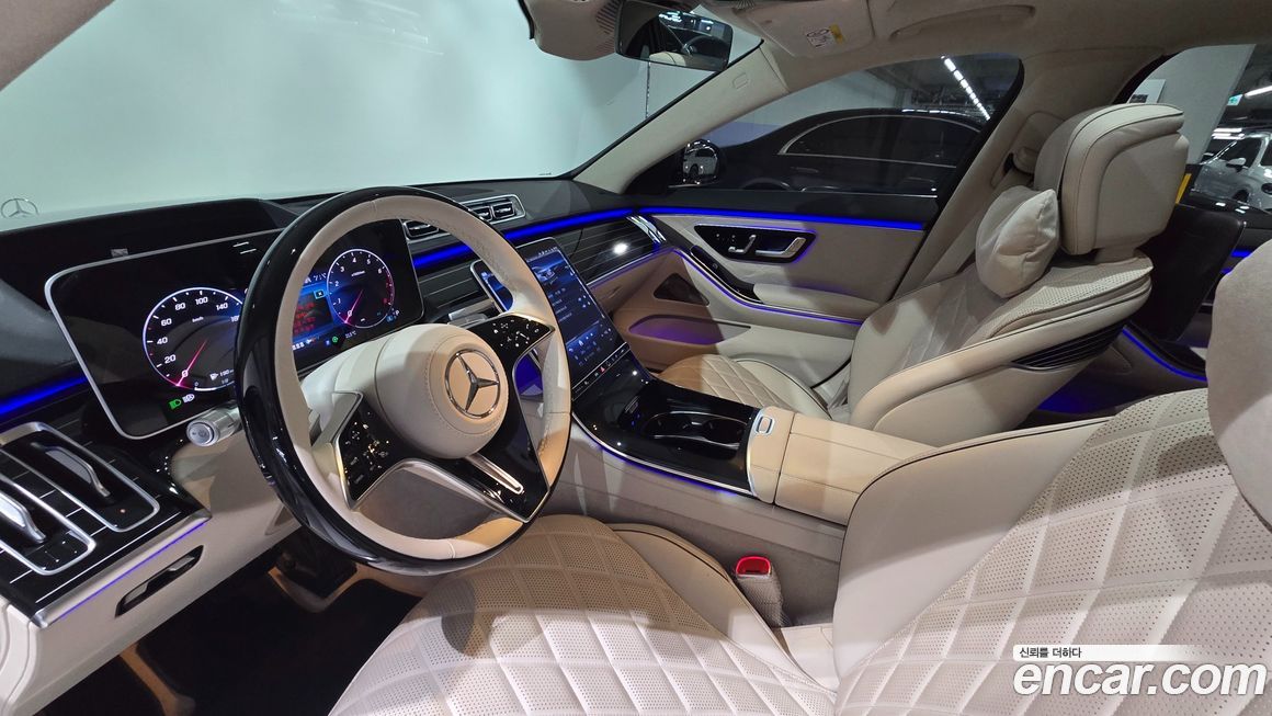 Mercedes-Benz S-Class 2025