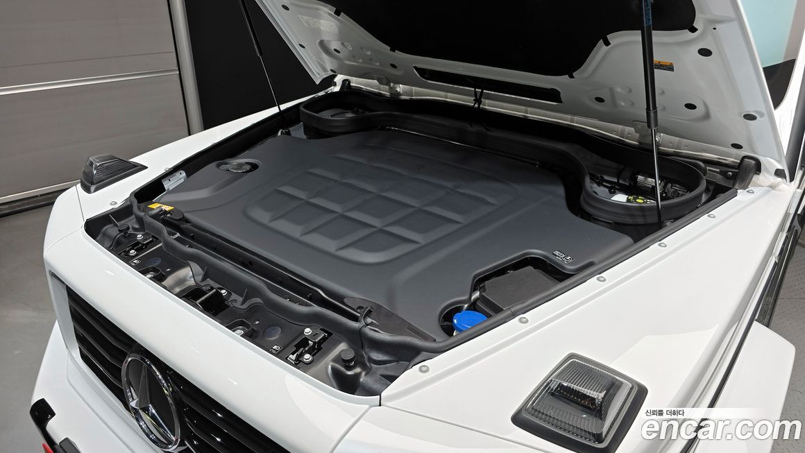 Mercedes-Benz G-Class 2025