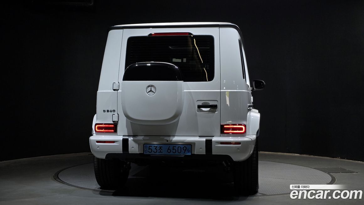 Mercedes-Benz G-Class 2025