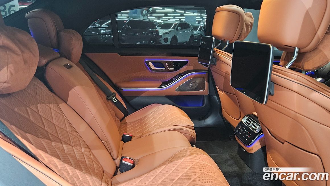 Mercedes-Benz S-Class 2025