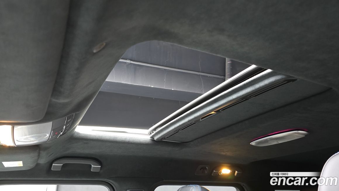 Mercedes-Benz G-Class 2025